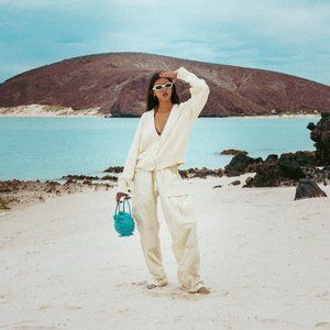 Cherry LA American Classic Cropped Knit Cardigan in Cream